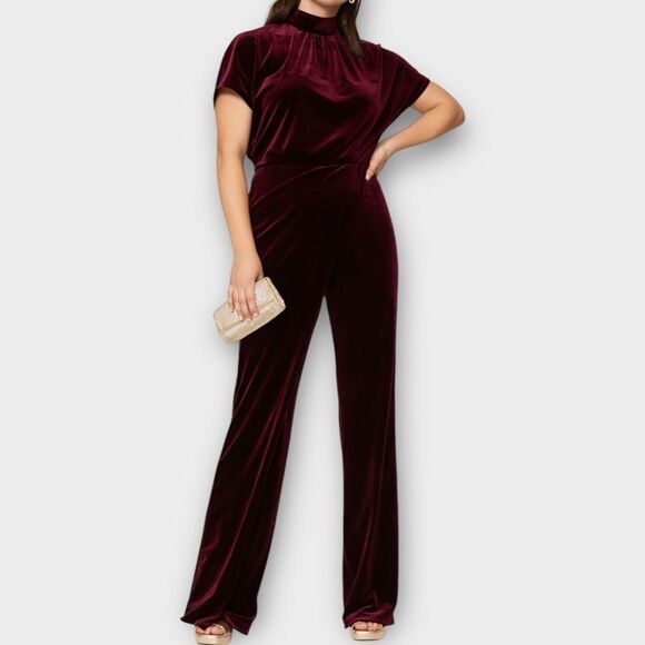 Black Halo Rent The Runway Red Velvety Jumpsuit with Mock Turtleneck Size 6 - Picture 1 of 14